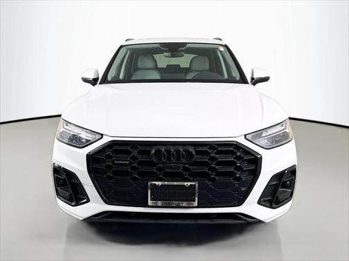 2022 Audi Q5 45 S line Premium Plus