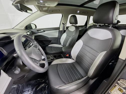 2023 Volkswagen Taos 1.5T SEL
