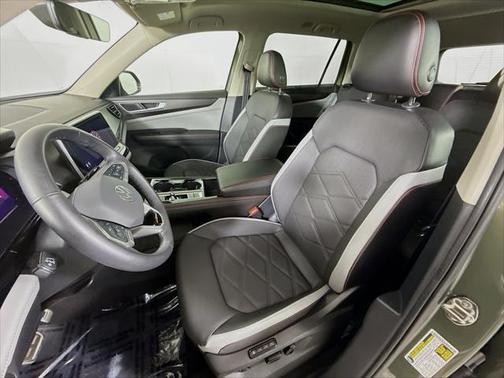 2024 Volkswagen Atlas 2.0T SEL