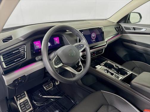 2024 Volkswagen Atlas 2.0T SEL