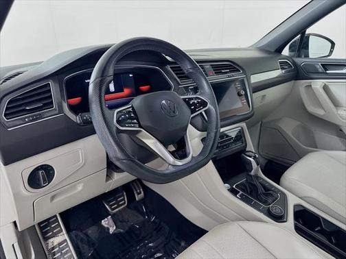 2022 Volkswagen Tiguan 2.0T SE R-Line Black 4MOTION