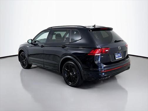 2022 Volkswagen Tiguan 2.0T SE R-Line Black 4MOTION