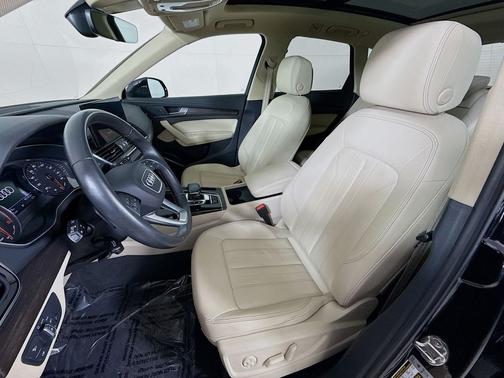 2023 Audi Q5 40 Premium