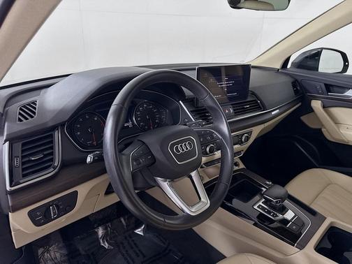 2023 Audi Q5 40 Premium