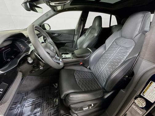 2023 Audi RS Q8 4.0T