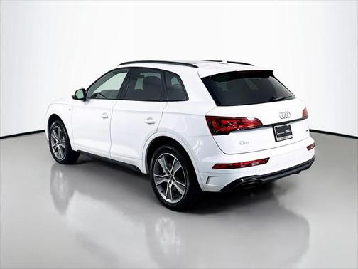2025 Audi Q5 45 S line Premium