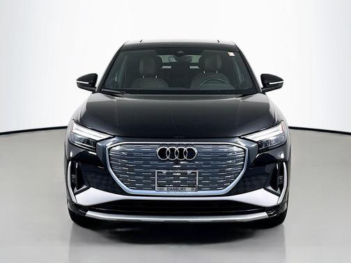 2024 Audi Q4 e-tron Premium Plus 50 quattro