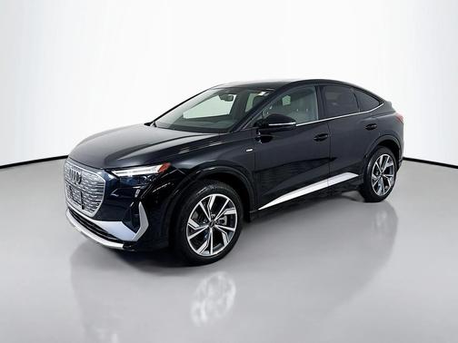 2024 Audi Q4 e-tron Premium Plus 50 quattro