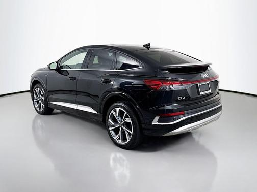 2024 Audi Q4 e-tron Premium Plus 50 quattro