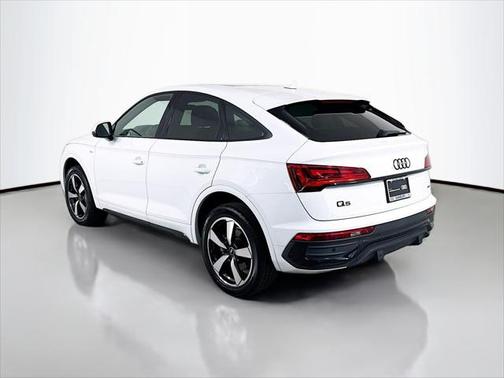 2022 Audi Q5 45 S line Premium Plus