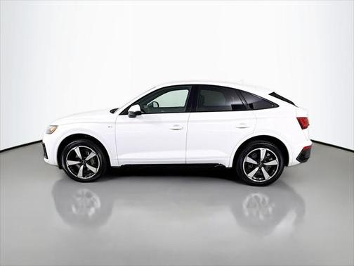 2022 Audi Q5 45 S line Premium Plus