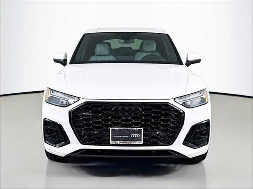 2022 Audi Q5 45 S line Premium Plus