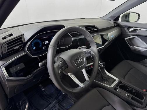 2025 Audi Q3 45 S line Premium Plus