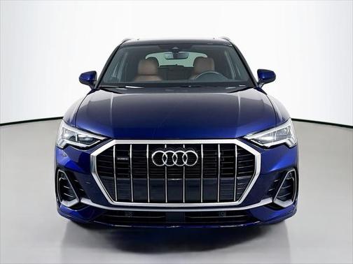 2024 Audi Q3 Premium 45 TFSI S line quattro Tiptronic