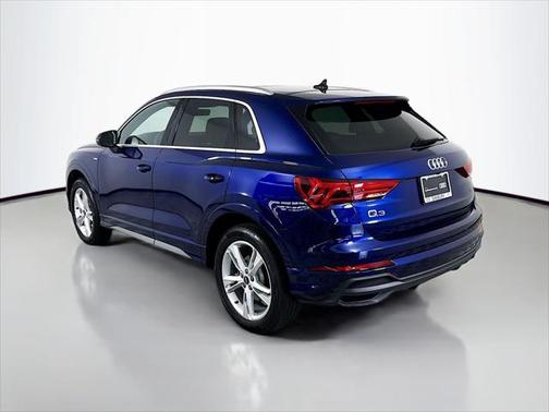 2024 Audi Q3 Premium 45 TFSI S line quattro Tiptronic