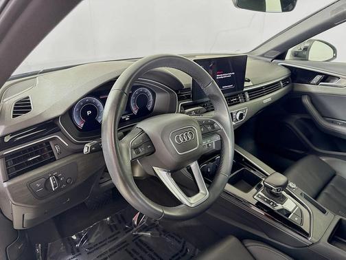 2024 Audi A4 45 S line Premium Plus