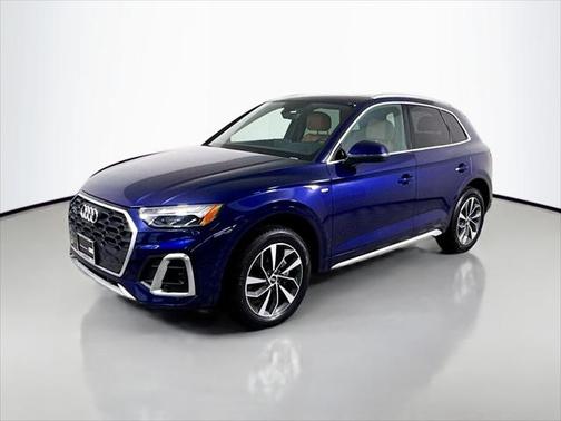 2022 Audi Q5 45 S line Premium Plus