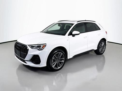 2024 Audi Q3 45 S line Premium Plus