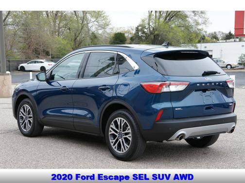 Photo 2 of 28 of 2020 Ford Escape SEL