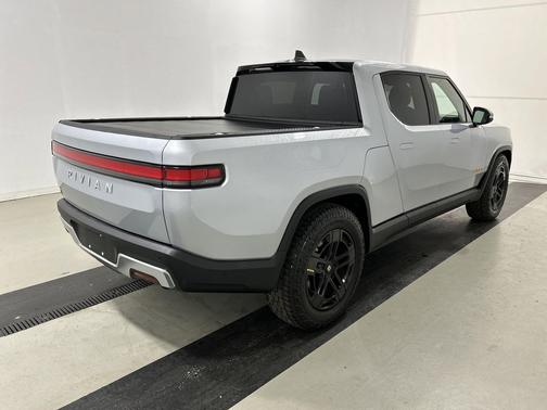 2022 Rivian R1T Adventure