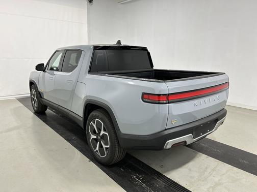 2022 Rivian R1T Adventure