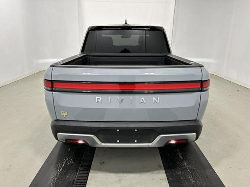 2022 Rivian R1T Adventure