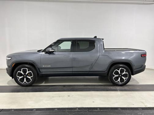 2022 Rivian R1T Adventure