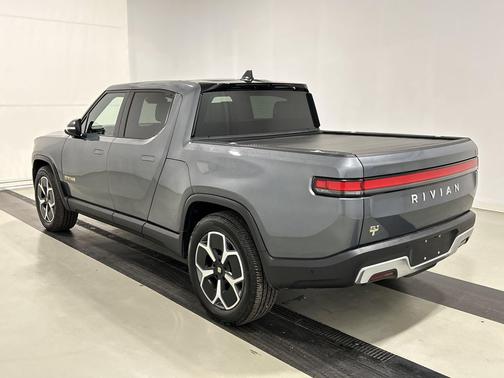 2022 Rivian R1T Adventure