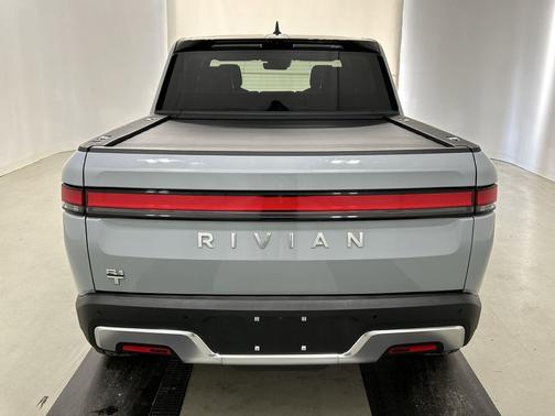 2023 Rivian R1T Adventure Package