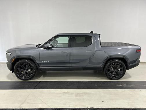 El Cap Granite paint 2025 Rivian R1T Adventure trim