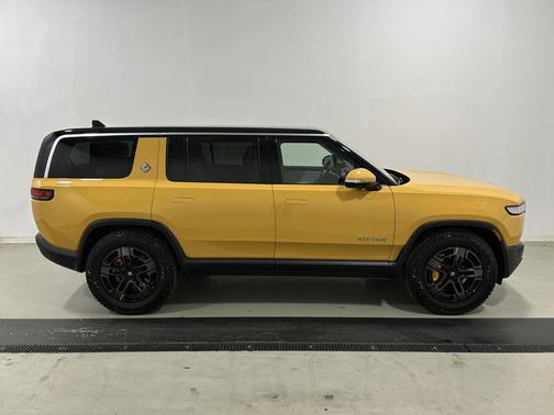 Compass Yellow 2023 Rivian R1S Adventure