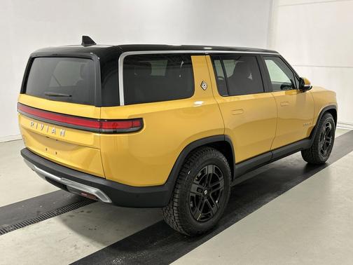 Compass Yellow 2023 Rivian R1S Adventure