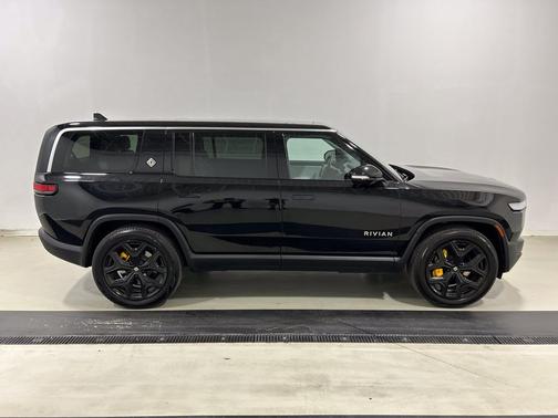 Midnight 2024 Rivian R1S Adventure Quad Motor Large Pack