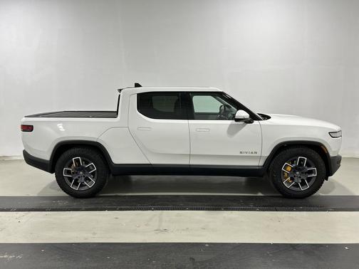 2022 Rivian R1T Adventure