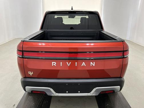 2023 Rivian R1T Adventure Quad Motor Large Pack