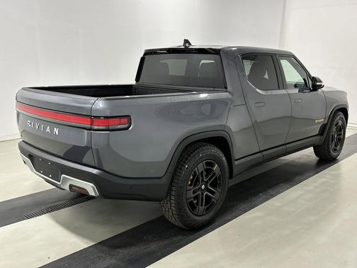 El Cap Granite 2023 Rivian R1T Adventure Quad Motor Large Pack