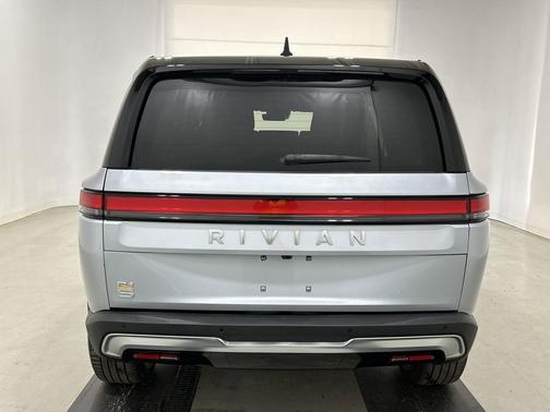 2023 Rivian R1S Launch Edition