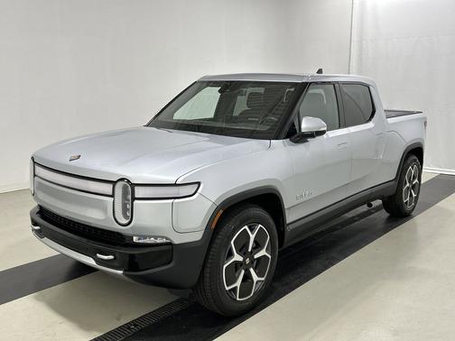 2023 Rivian R1T Adventure Package