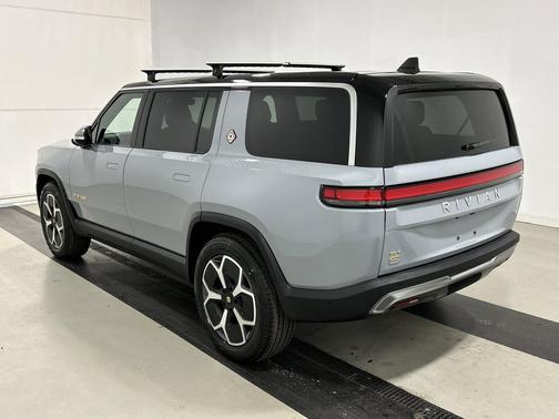 Limestone 2024 Rivian R1S Adventure Quad Motor Large Pack