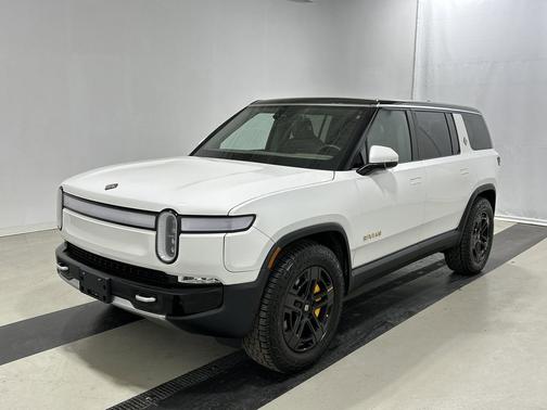 2024 Rivian R1S Adventure Quad Motor Large Pack