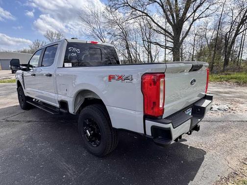 Avalanche 2026 Ford F-250 XL