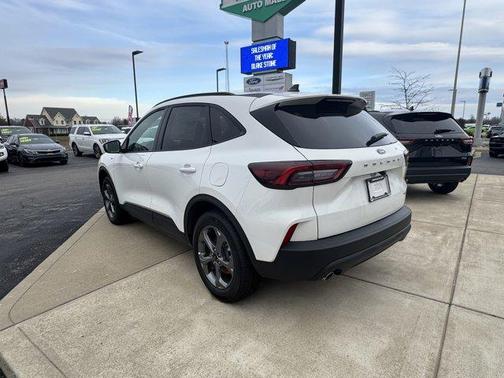 2026 Ford Escape ST-Line Select