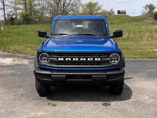 Velocity Blue Metallic 2026 Ford Bronco Base