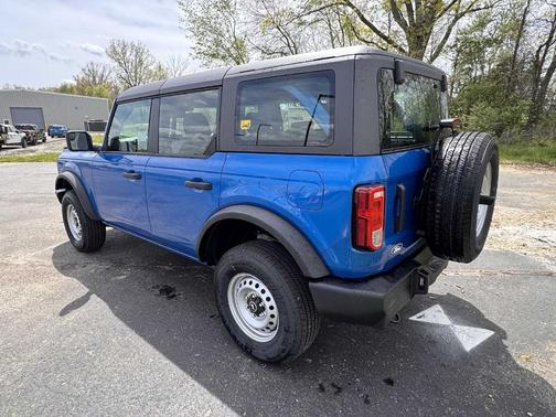 Velocity Blue Metallic 2026 Ford Bronco Base