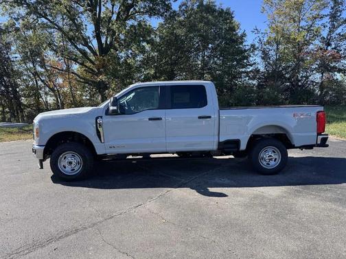 Avalanche 2026 Ford F-250 XL