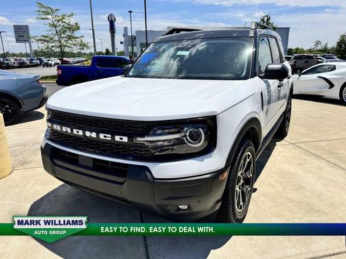 Oxford White 2026 Ford Bronco Sport Outer Banks