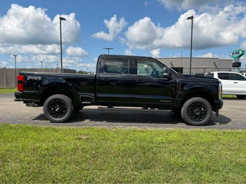 Agate Black Metallic 2026 Ford F-250 XLT