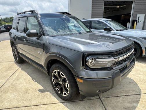 Carbonized Gray 2026 Ford Bronco Sport Outer Banks