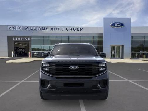 Agate Black Metallic 2026 Ford Expedition Platinum