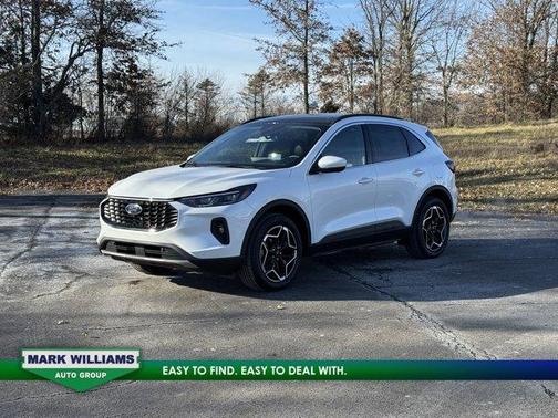 2026 Ford Escape Platinum